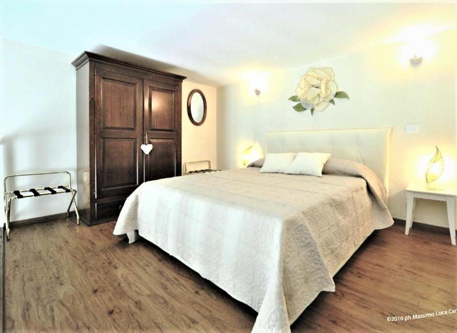 Charming Suite Cavour Heart Of Флоренция Екстериор снимка
