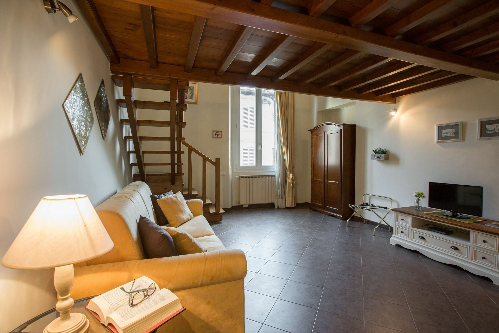 Charming Suite Cavour Heart Of Флоренция Екстериор снимка