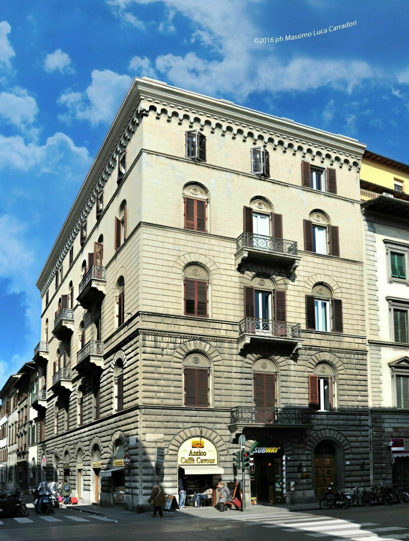 Charming Suite Cavour Heart Of Флоренция Екстериор снимка