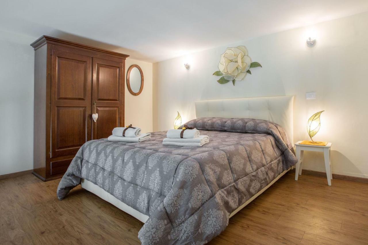 Charming Suite Cavour Heart Of Флоренция Екстериор снимка