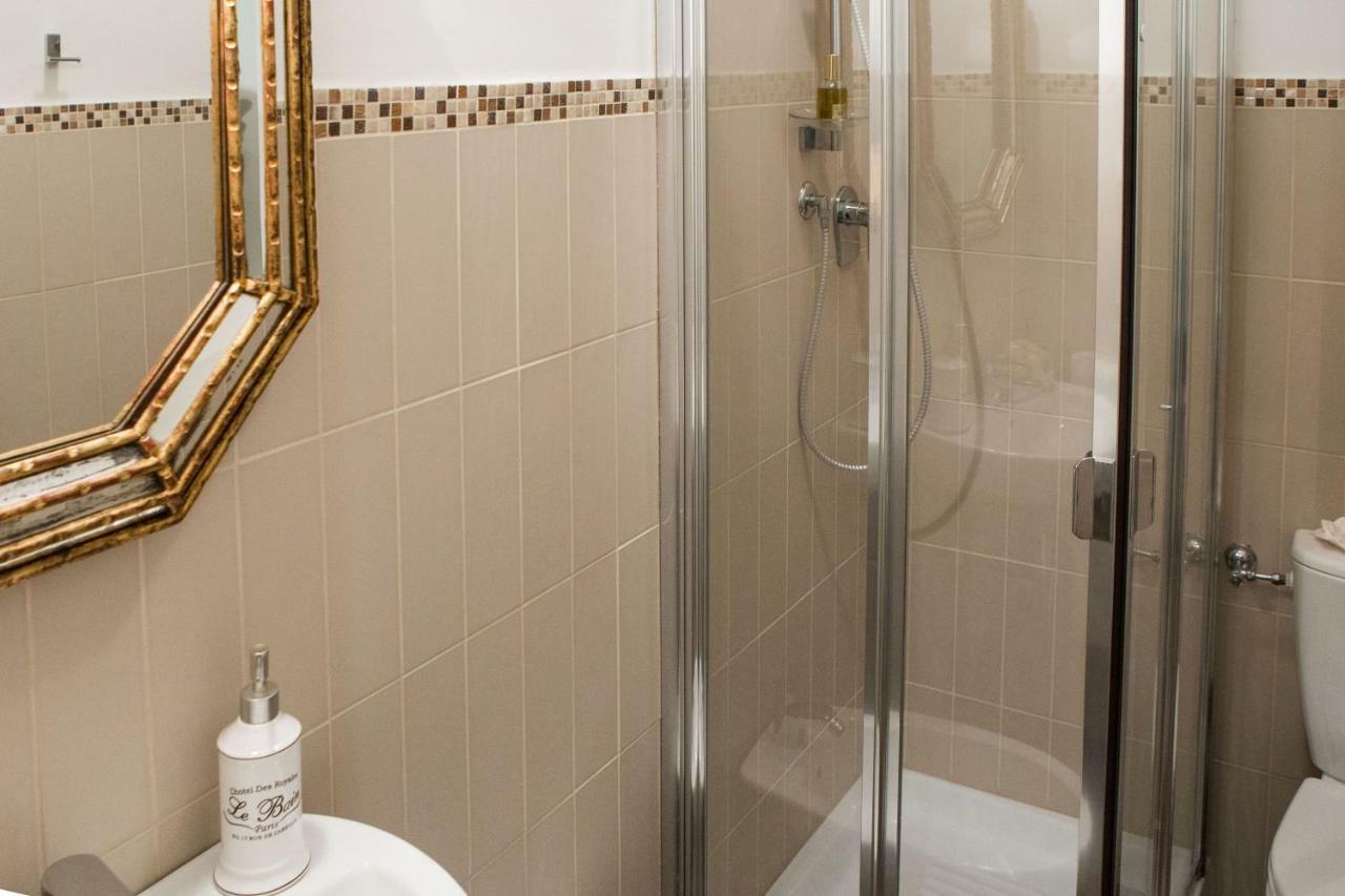 Charming Suite Cavour Heart Of Флоренция Екстериор снимка